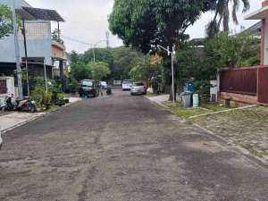 Sewa rumah di Kencana loka cocok buat kantor lokasi di Tangerang Selatan Kota, tersedia melalui melalui situs Olx