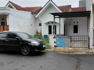 Sewa rumah duta bintaro dekat alam sutera dan exit tol lokasi di Tangerang Kota, tersedia melalui melalui situs Olx