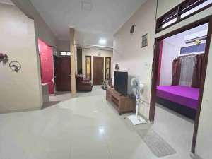 Sewa Rumah Harian LEBARAN lokasi di Cirebon Kota, tersedia melalui melalui situs Olx