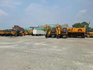 Sewa Tanah Jl Cacing Cakung Cilincing 1.5ha Full Cor Beton lokasi di Bekasi Kota, tersedia melalui melalui situs Olx