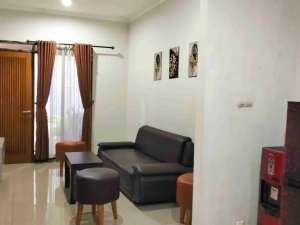 Sewain Rumah 5 Kamar Ubud Village Sariwangi Untuk Lebaran lokasi di Bandung Kota, tersedia melalui melalui situs Olx