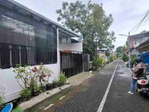 Sewakan Rmh Dekat ManukanCitraland Sby Strategis lokasi di Surabaya Kota, tersedia melalui melalui situs Olx