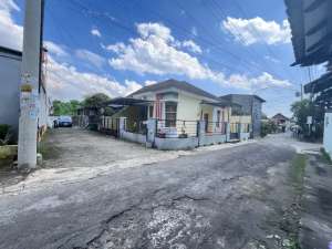 SHM P area palagan dekat hyatt cocok hunian lokasi di Yogyakarta Kota, tersedia melalui melalui situs Olx