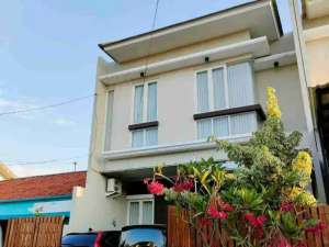 Siap HuniRumah Rungkut Asri Barat lokasi di Surabaya Kota, tersedia melalui melalui situs Olx