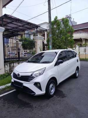 Jual bekas Sigra D 1.0 MT calya xenia avanza,lokasi di Makassar Kota