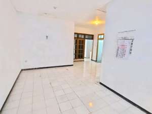 simpang darmo permai selatan lokasi di Surabaya Kota, tersedia melalui melalui situs Olx