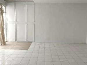 Simpang Darmo permai selatan, hadap selatan lokasi di Surabaya Kota, tersedia melalui melalui situs Olx