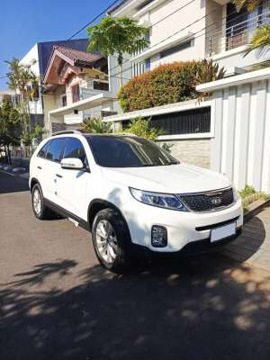 Jual bekas Sorento Diesel Matic 0KM CRV 2016 Fortuner Innova 2017,lokasi di Makassar Kota