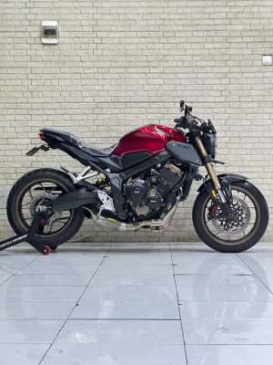 Jual bekas SPECIAL ITEM Honda CB 650R Neo 2019 Fullspec Simpanan - Dava Mustika,lokasi di Jakarta Pusat