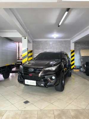 Jual bekas Spek Sultan Fortuner VRZ Th2020 Low Km,lokasi di  ,Surabaya Kota