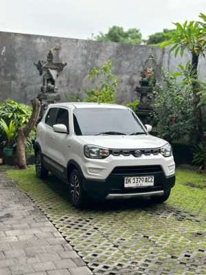 Jual bekas SPRESSO 2024 MANUAL ASLI BALI LOW KM SEPERTI BARU,lokasi di  