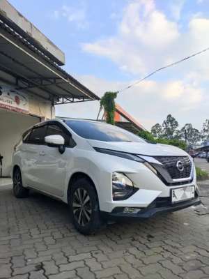 Jual bekas SUPER KONDISI Nissan Livina 1.5 VE AT 2019 MATIC RASA XPANDER,lokasi di Jakarta Selatan