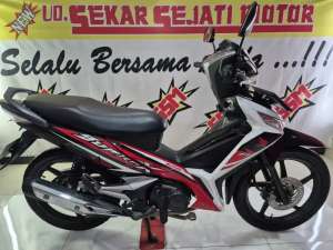Jual bekas Supra X 125 CW FI ready stok,lokasi di Surabaya Kota