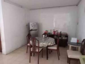 Surabaya Pusat Dr. Soetomo lokasi di Surabaya Kota, tersedia melalui melalui situs Olx