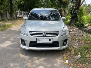 Jual bekas Suzuki Ertiga 1,4 GX Manual 2013 , 2014, 2015 , Avanza 2013,2014,,lokasi di Medan Kota