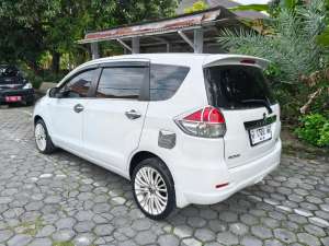 Jual bekas Suzuki Ertiga 2012 Bensin,lokasi di Semarang Kota