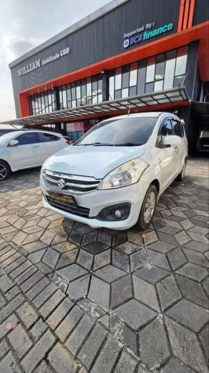 Jual bekas Suzuki Ertiga GL Matic Tahun 2017,lokasi di Bekasi Kab.