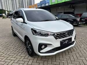 Jual bekas Suzuki Ertiga GX 1.5 Hybrid AT White 2025 Km 6rb perak ANTIK,lokasi di Tangerang Kota