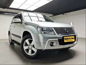 Jual bekas Suzuki Grand Vitara 2.0 2011 JLX AT Terawat Baik JER,lokasi di  