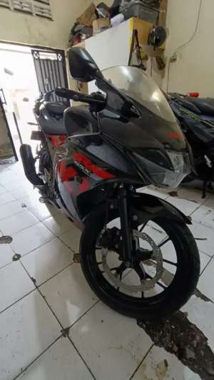 Jual bekas Suzuki GSX 150 R 2017,lokasi di Semarang Kab.