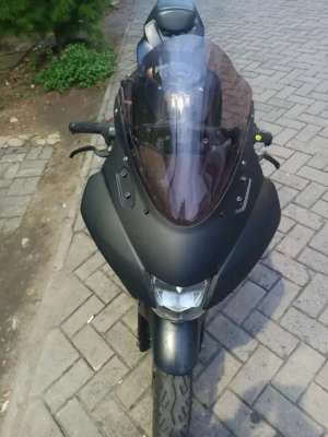 Jual bekas Suzuki GSX R 150,lokasi di Tangerang Kota