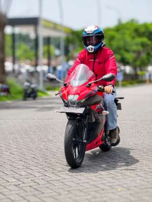 Jual bekas Suzuki GSX150 2021 low km,lokasi di Surabaya Kota