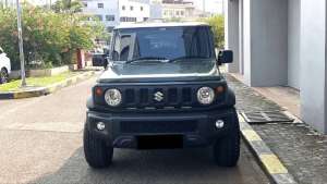 Jual bekas Suzuki Jimny 1.5 3 Door MT Manual Hijau 2023 Gress Like New Low Km,lokasi di Jakarta Utara