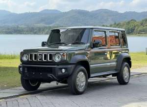 Jual bekas Suzuki Jimny 1.5 AllGrip 4x4 5 pintu N E W Km - 35,lokasi di Surabaya Kota