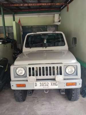 Jual bekas Suzuki jimny trepes,lokasi di Depok Kota