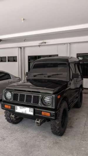 Jual bekas Suzuki katana 1995 4x2 hitam,lokasi di Bandung Kota