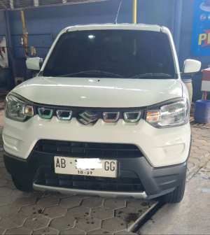 Jual bekas Suzuki S-presso putih 2022 automatic,lokasi di Sleman Kab.