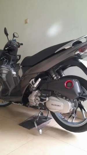 Suzuki Skywave 2011 lokasi di Jakarta Selatan, tersedia melalui melalui situs Olx