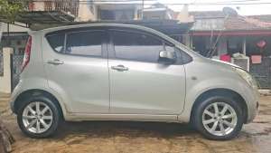 Jual bekas Suzuki Splash 2011 Bensin,lokasi di Bekasi Kota