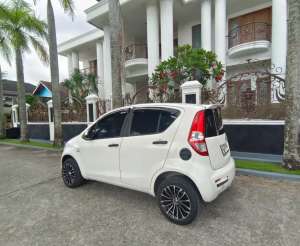 Jual bekas Suzuki Splash GL Thn 2015 Manual,lokasi di Padang Kota