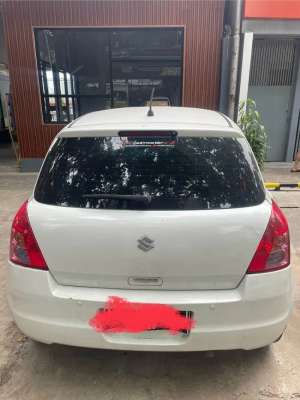 Jual bekas Suzuki Swift 2011 Bensin,lokasi di Bandung Kota