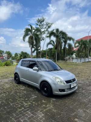 Suzuki Swift 2011 manual lokasi di Bandar Lampung Kota, tersedia melalui melalui situs Olx