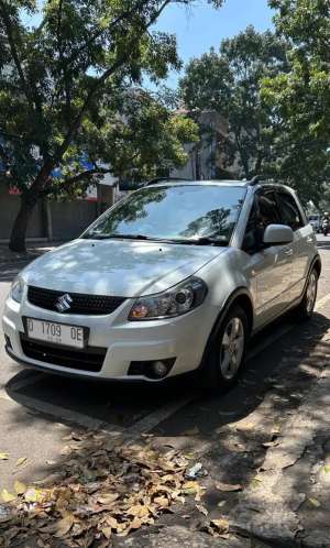 Jual bekas Suzuki SX4 1.5 Matic 2012 Low Km Mulus,lokasi di Bandung Kota