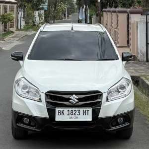 Jual bekas Suzuki SX4 S Cross 1.5 Matic 2017,lokasi di Medan Kota