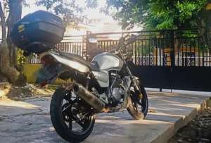 Jual bekas Suzuki Thunder 125 Silver,lokasi di Tangerang Kota