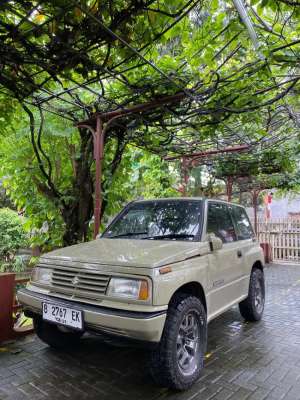 Jual bekas Suzuki Vitara 1997 Bensin,lokasi di Bandung Kota