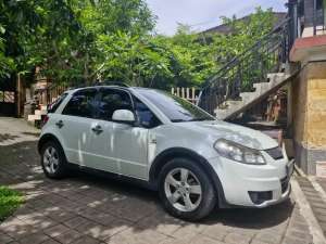Jual bekas Suzuki X-Over Sx4 2013,lokasi di Denpasar Kota
