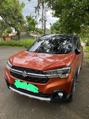 Jual bekas Suzuki XL7 Alpha Two Tone Bensin AT 2021,lokasi di Purbalingga Kab.