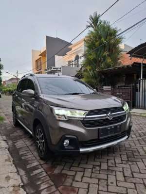 Jual bekas Suzuki XL7 Beta 2021 Matic AT coklat non Ertiga GX GL,lokasi di Surabaya Kota