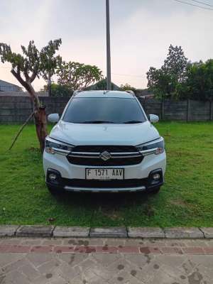 Jual bekas Suzuki XL7 Beta AT 20222023 - Tangan 1 - Ban Baru - Pajak Jan 2027,lokasi di Bogor Kab.