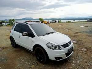 Jual bekas SX4 X-Over AT 2011,lokasi di Banjarbaru Kota
