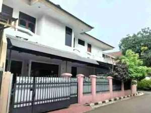 Taman Buaran Indah, Seberang Plaza Buaran lokasi di Jakarta Timur, tersedia melalui melalui situs Olx