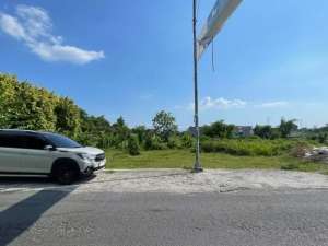Tana Bantul Pinggir Jalan Banguntapan lokasi di Yogyakarta Kota, tersedia melalui melalui situs Olx
