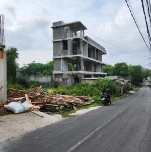Tanah 200 meter ke pantai Canggu, akses jalan 7 meter lokasi di Kab. Badung, tersedia melalui melalui situs Olx