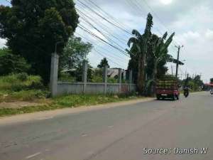 Tanah 8000m dekat tol burangkeng jln MT Haryono setu kab bekasi lokasi di Bekasi Kab., tersedia melalui melalui situs Olx