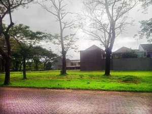 Tanah Bukit Golf Mediterania lokasi di Surabaya Kota, tersedia melalui melalui situs Olx